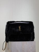 Generic Autumn/Winter Plush Bag (حقيبة قطيفة عامة لموسم الخريف/الشتاء) - Image 5