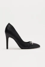 Akira Hardware Pumps