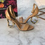 Patent Leather Sandals  صندلمن الجلد اللامع - Image 3