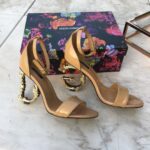 Patent Leather Sandals  صندلمن الجلد اللامع - Image 7