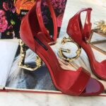 Patent Leather Sandals  صندلمن الجلد اللامع - Image 8