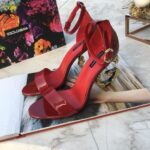 Patent Leather Sandals  صندلمن الجلد اللامع - Image 9
