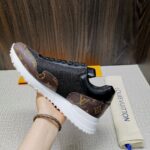 LV Sneakers Shoes ( حذاء “لوي سنيكرز) - Image 9