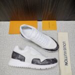 LV Sneakers Shoes ( حذاء “لوي سنيكرز) - Image 4