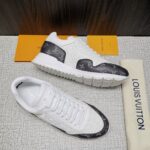 LV Sneakers Shoes ( حذاء “لوي سنيكرز) - Image 5