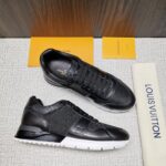 LV Sneakers Shoes ( حذاء “لوي سنيكرز) - Image 3