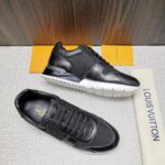 LV Sneakers Shoes ( حذاء “لوي سنيكرز) - Image 4