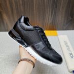 LV Sneakers Shoes ( حذاء “لوي سنيكرز) - Image 7