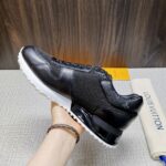 LV Sneakers Shoes ( حذاء “لوي سنيكرز) - Image 9