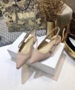 D Slingback Pump ((حذاء دي سلاينج باك)