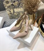 D Slingback Pump (حذاء دي سلاينج باك)