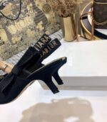 D Slingback Pump ((حذاء دي سلاينج باك) - Image 4