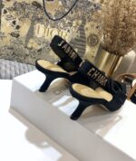 D Slingback Pump ((حذاء دي سلاينج باك) - Image 8