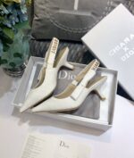 D Slingback Pump ((حذاء دي سلاينج باك) - Image 2