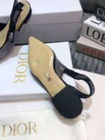 D Slingback Pump ((حذاء دي سلاينج باك) - Image 6