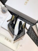 D Slingback Pump ((حذاء دي سلاينج باك) - Image 5