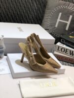 D Slingback Pump ((حذاء دي سلاينج باك)