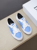 D Low-Top Sneaker ( حذاء دي منخفض سنيكرز)