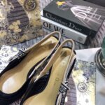 D Slingback Pump ((حذاء دي سلاينج باك) - Image 6