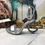 Patent Leather Sandals  صندلمن الجلد اللامع - Image 8
