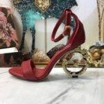 Patent Leather Sandals  صندلمن الجلد اللامع - Image 2