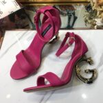 Patent Leather Sandals  صندلمن الجلد اللامع - Image 3