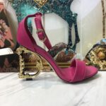 Patent Leather Sandals  صندلمن الجلد اللامع - Image 9