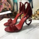 Patent Leather Sandals  صندلمن الجلد اللامع - Image 4