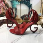 Patent Leather Sandals  صندلمن الجلد اللامع