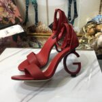 Patent Leather Sandals  صندلمن الجلد اللامع - Image 4