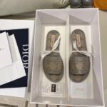 D Monogram Slipper ( حذاء دي مونوغرام سليبر )