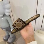 D Monogram Slipper ( حذاء دي مونوغرام سليبر ) - Image 3