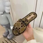 D Monogram Slipper ( حذاء دي مونوغرام سليبر ) - Image 5