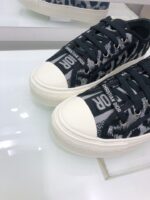 Christian D Sneaker ( حذاء دي كريستيان سنيكرز) - Image 2