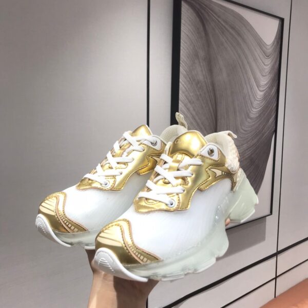 D Vibe Sneaker (دي حذاء فايب سنيكرز)