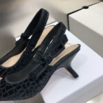 D Slingback Pump ((حذاء دي سلاينج باك) - Image 9