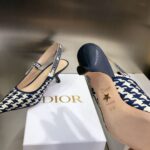 D Slingback Pump ((حذاء دي سلاينج باك) - Image 2