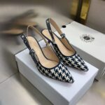 D Slingback Pump ((حذاء دي سلاينج باك)