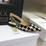 D Slingback Pump ((حذاء دي سلاينج باك) - Image 4