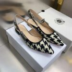 D Slingback Pump ((حذاء دي سلاينج باك)