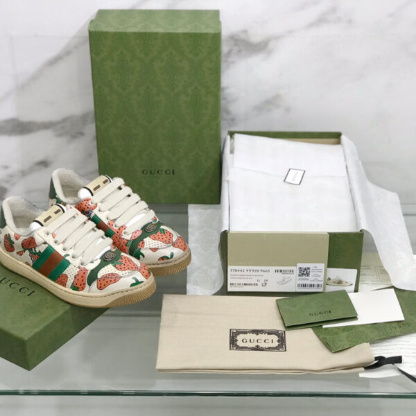 G G Sneaker (جی جی حذاء سنيكرز )