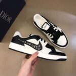 D Low-Top Sneaker ( حذاء دي منخفض سنيكرز) - Image 3