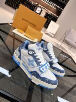 LV Trainer Sneaker  (حذاء “لوي ترينر سنيكرز)