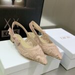 D Slingback Pump ((حذاء دي سلاينج باك)