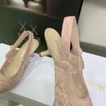 D Slingback Pump ((حذاء دي سلاينج باك) - Image 4