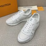 LV Sneakers Shoes ( حذاء “لوي سنيكرز) - Image 7