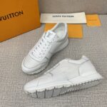 LV Sneakers Shoes ( حذاء “لوي سنيكرز) - Image 3