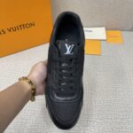 LV Sneakers Shoes ( حذاء “لوي سنيكرز) - Image 8