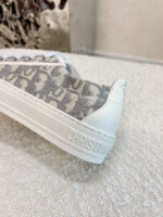 D Sneaker ( حذاء دي سنيكرز) - Image 6