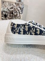 D Sneaker ( حذاء دي سنيكرز) - Image 6